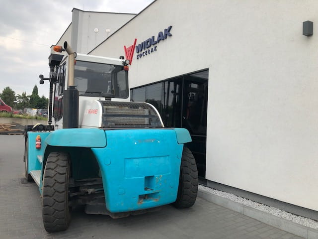 Wynajem wózka widłowego SMV 10-1200B